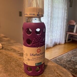 New 9 oz. LifeFactory Glass Baby Bottle